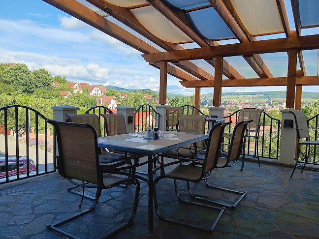 Páva - Restaurant, pensiune, wellness - Gastronomie și ospitalitate