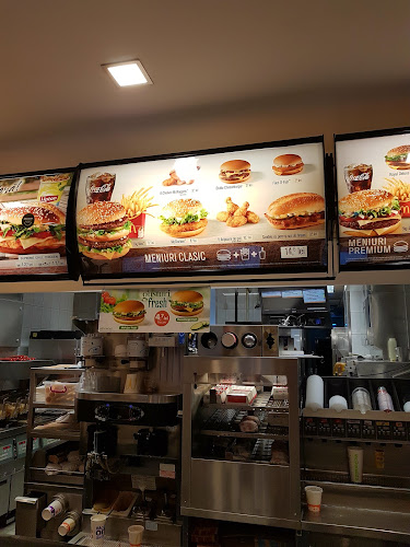 McDonald's - Gastronomie și ospitalitate