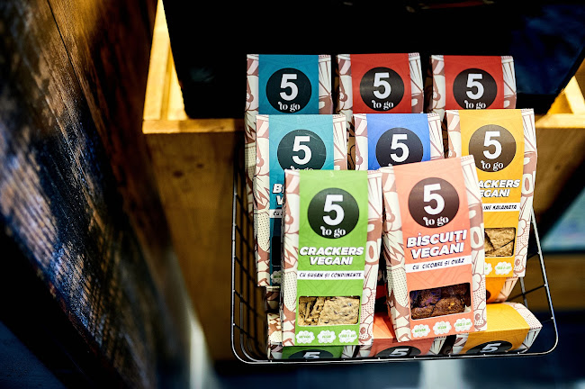 5 To Go - Gastronomie și ospitalitate