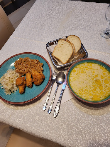 Strada 1 Decembrie 1918 32, Beclean 425100