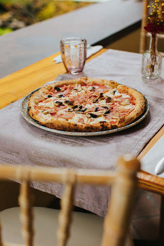 Comentarii opinii despre Casa Boema