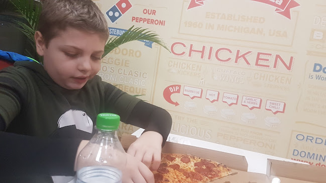 Comentarii opinii despre Domino's Pizza