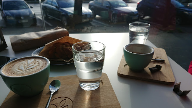 Comentarii opinii despre Trio - Artisan bakery & café