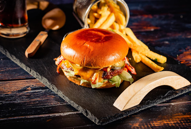 Opinii despre Restaurant Urban King în Timișoara - Gastronomie și ospitalitate