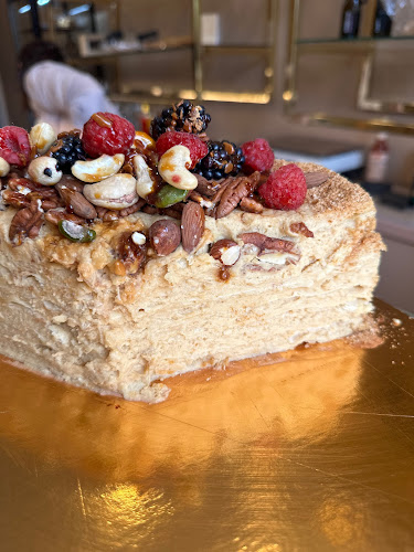 Brutăria Eldi Pékség - Primărie