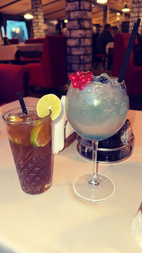 Opinii despre Padrino în Suceava - Gastronomie și ospitalitate