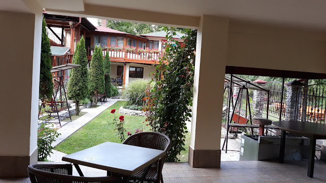 Pensiunea Cuibul Viselor- La Johnny - Băile Herculane