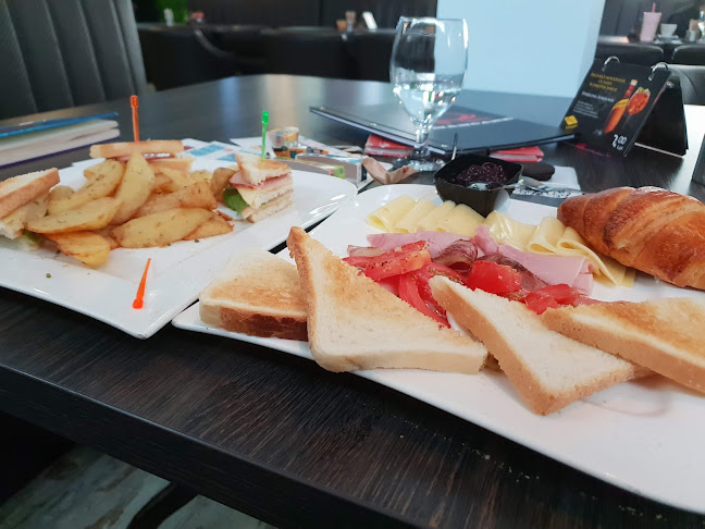 AXA Caffe - Gastronomie și ospitalitate