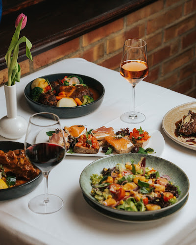 Latino - Gastronomie și ospitalitate