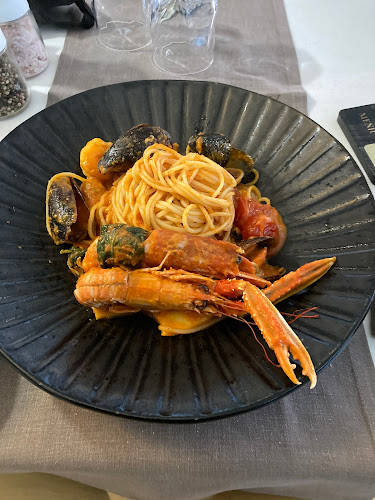 Calea Republicii 33, Oradea