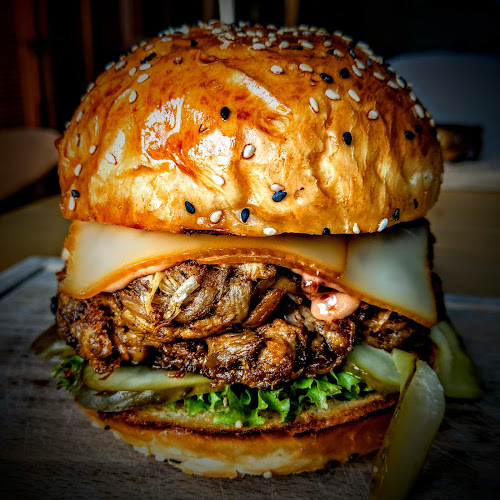 Livada - Gastronomie și ospitalitate