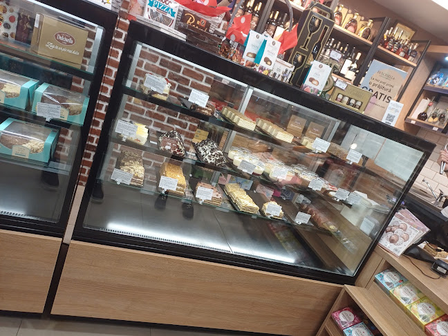 Opinii despre Dulcinella în Suceava - Gastronomie și ospitalitate