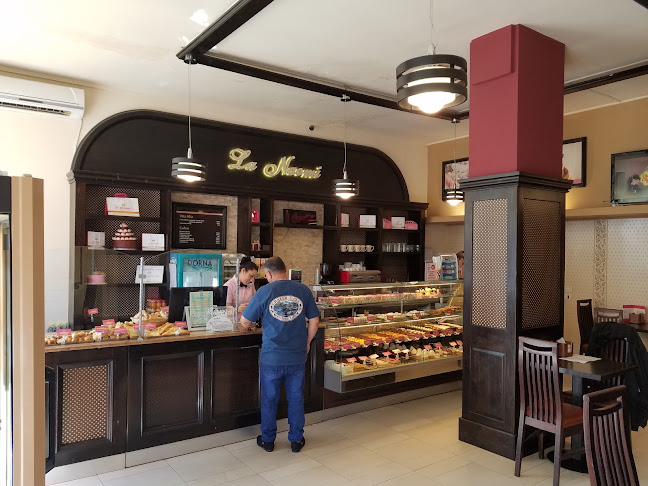 Naomi - Gastronomie și ospitalitate