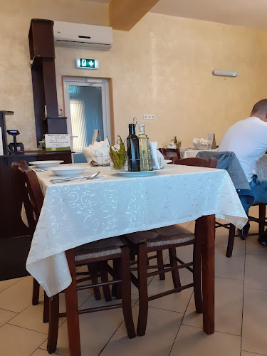 Opinii despre Restaurant Ardeal în Bistrița - Gastronomie și ospitalitate