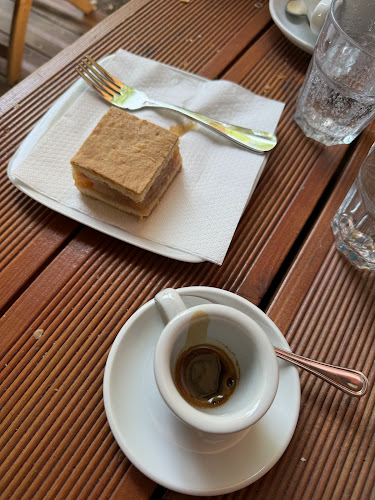 La Petite Bouffe - Gastronomie și ospitalitate