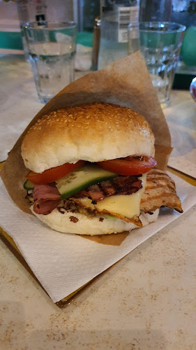 Comentarii opinii despre Cin Cin