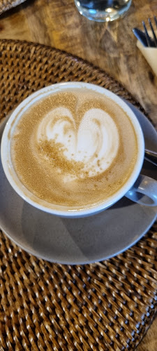 Opinii despre Ballada Transylvanian Pub în Târgu Mureș - Gastronomie și ospitalitate