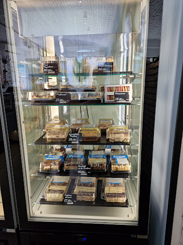 Pralina - Gastronomie și ospitalitate