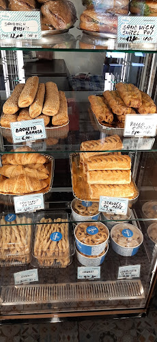 Pralina - Gastronomie și ospitalitate