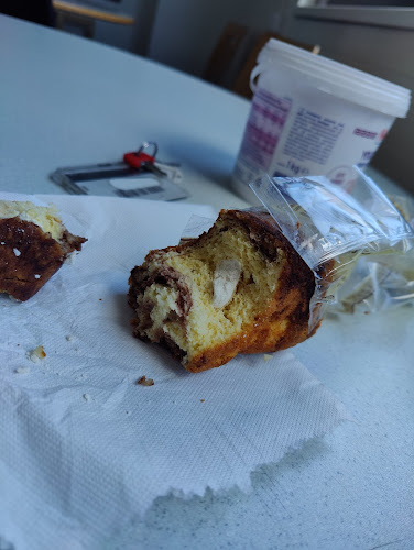 Comentarii opinii despre Patiseria Valencia Trading SRL