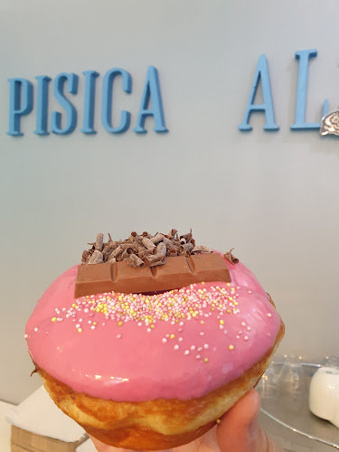 Cofetăria Pisica Albastră - Donuts and coffee shop - Gastronomie și ospitalitate