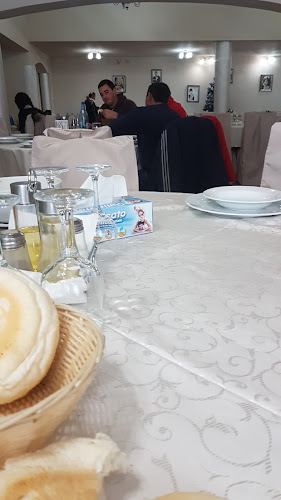 Rebrisoreana - Gastronomie și ospitalitate