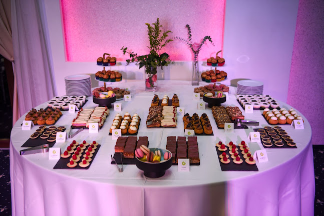 Yoyo Artisan Bakery - Gastronomie și ospitalitate