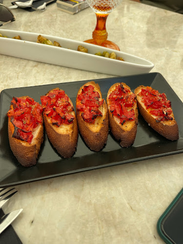 Opinii despre Casa Hirscher în Brașov - Gastronomie și ospitalitate