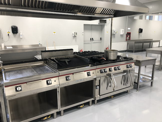 Comentarii opinii despre YvY Catering