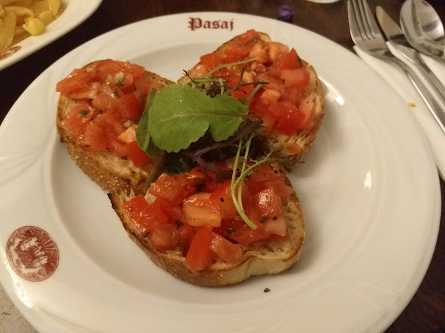 Opinii despre Pasaj în Sibiu - Gastronomie și ospitalitate