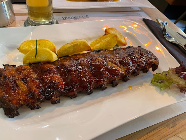 Piața George Enescu 16, Brașov 500031