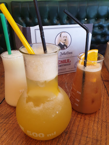 Viva la Vida Bistro-Hostel