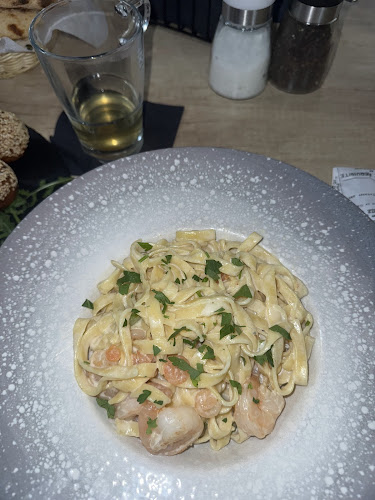 Opinii despre Restaurant "La Strada" Botosani în Botoșani - Gastronomie și ospitalitate