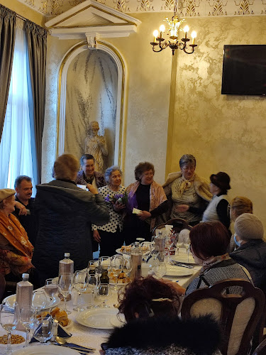 Opinii despre Casa Romascana By One în Roman - Gastronomie și ospitalitate