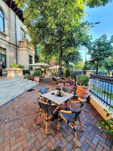 Comentarii opinii despre Old City Garden