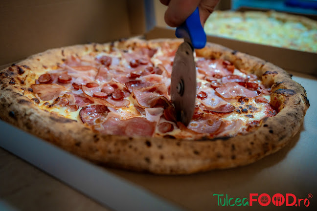 Pizza Royal & TulceaFood - Gastronomie și ospitalitate