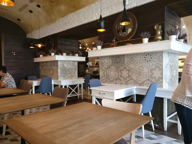 Opinii despre Fast Food Ana în Bistrița - Gastronomie și ospitalitate