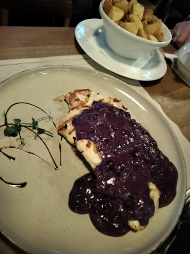 Opinii despre Noir Restaurant în Piatra Neamț - Gastronomie și ospitalitate