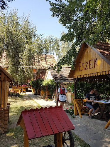 Str. Principala, 131, Borzont, DN13B 537131