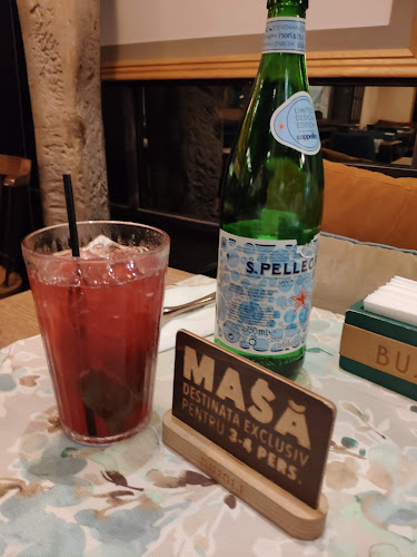 Bujole - Gastronomie și ospitalitate