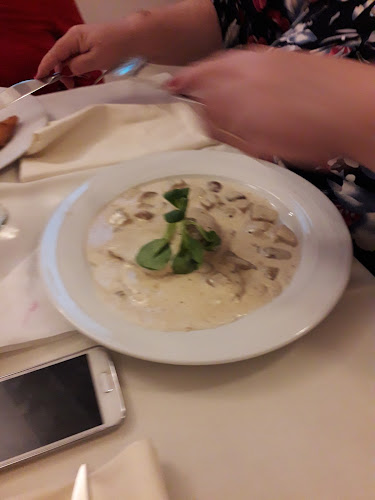 Opinii despre Rosecas în Oradea - Gastronomie și ospitalitate