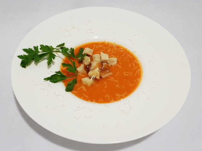 Opinii despre Orhideea Luxury Deluxe în Buzău - Gastronomie și ospitalitate