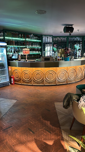 Opinii despre Gallo Nero în Râmnicu Vâlcea - Gastronomie și ospitalitate