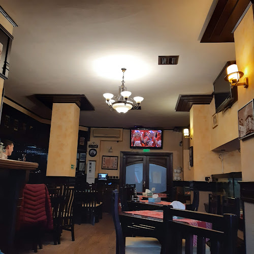 Opinii despre No Comment în Curtea de Argeș - Gastronomie și ospitalitate