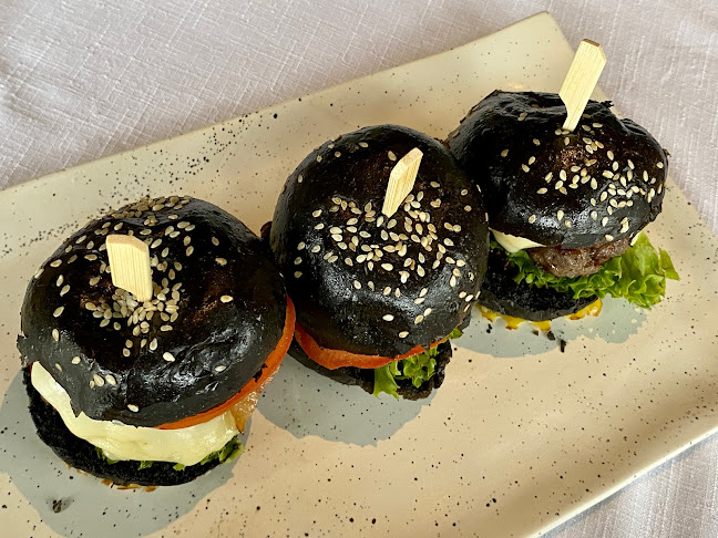 Ferma Baciu - Voluntari