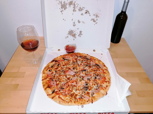 Restaurant La Maya - Mori de apa Rudaria Eftimie Murgu Banat - Gastronomie și ospitalitate