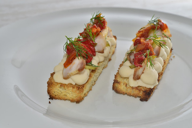 Opinii despre LaNuci în București - Gastronomie și ospitalitate