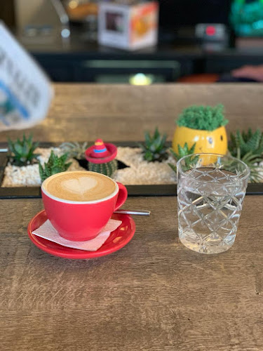 Comentarii opinii despre Ben Kafe