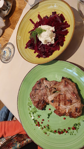 Opinii despre Casa Rebeca în Bacău - Gastronomie și ospitalitate