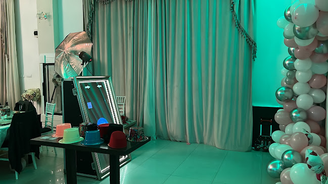 Curtea Boierească - Izbiceni